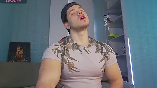 Snapshot of Arilas_ chatting on March 23, 2025, 7:20 am Arilas  online show from March 23, 2025, 7:20 am