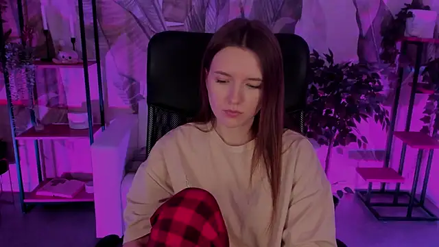 Snapshot of JennyDens chatting on January 2, 2025, 5:46 am JennyDens online show from January 2, 2025, 5:46 am