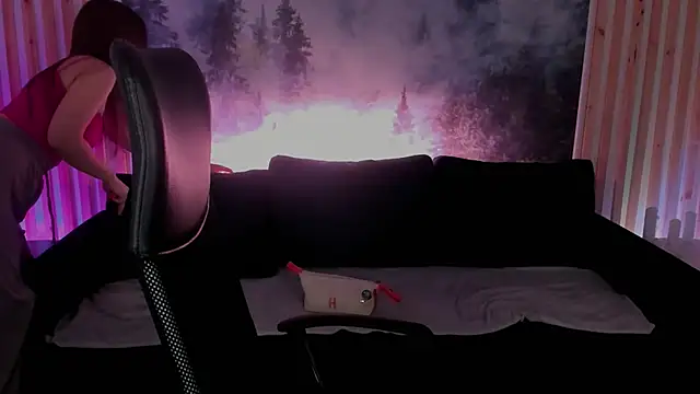 Snapshot of JennyDens chatting on January 8, 2025, 2:35 am JennyDens online show from January 8, 2025, 2:35 am