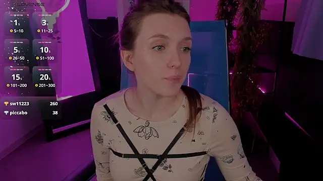 Snapshot of JennyDens chatting on March 22, 2025, 5:39 am JennyDens online show from March 22, 2025, 5:39 am