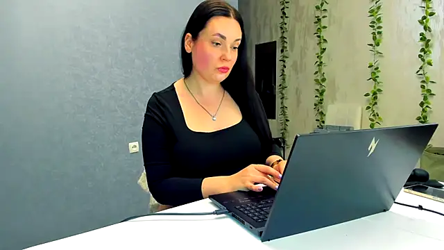 WorshipLilit online show from April 4, 2026, 7:33 pm