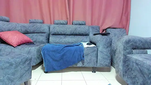 electraaxx online show from March 21, 2025, 3:55 am