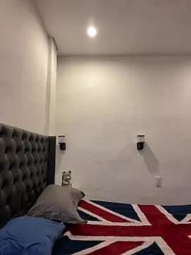 SweetCheska19 online show from April 6, 2026, 3:48 am