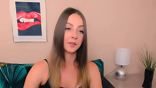 NatalieSexy online show from May 25, 2026, 6:19 am