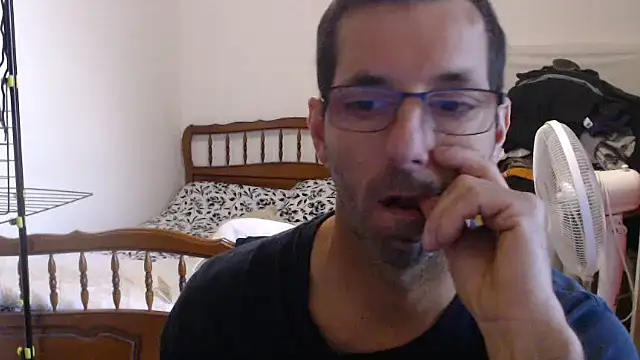 steph19x5 online show from October 5, 2025, 7:17 am