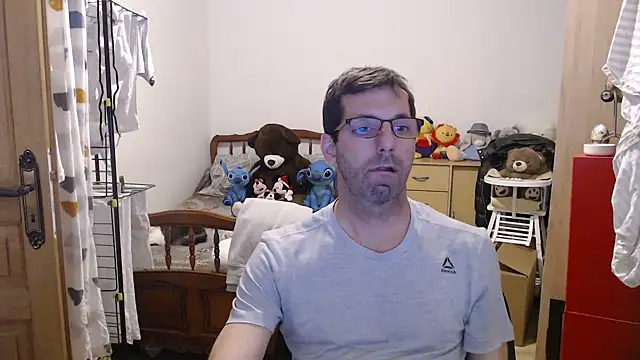 steph19x5 online show from February 9, 2026, 8:02 pm