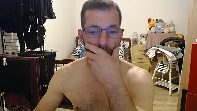 steph19x5 online show from April 14, 2026, 8:59 pm