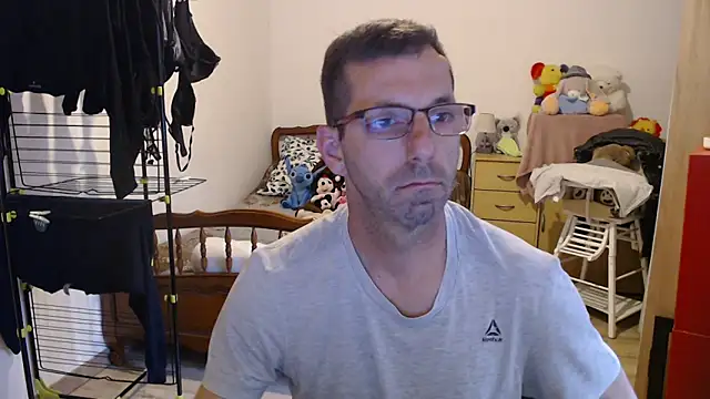 steph19x5 online show from April 16, 2026, 5:58 pm