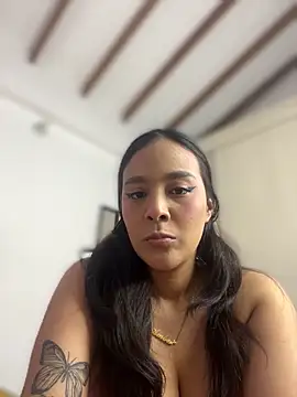 Little Amber6 online show from March 12, 2025, 8:52 pm