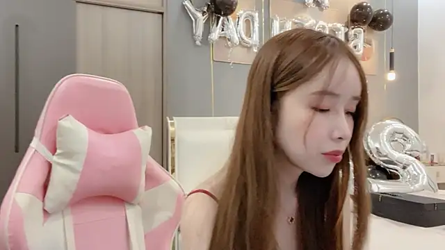 Snapshot of ANNA102 chatting on March 15, 2025, 6:25 am ANNA102 online show from March 15, 2025, 6:25 am