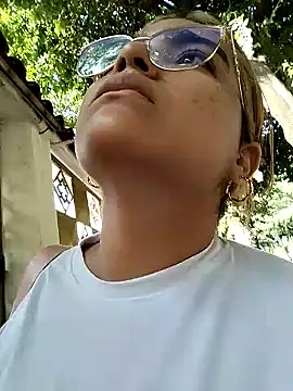 Mayssa Cute online show from December 4, 2024, 8:51 pm