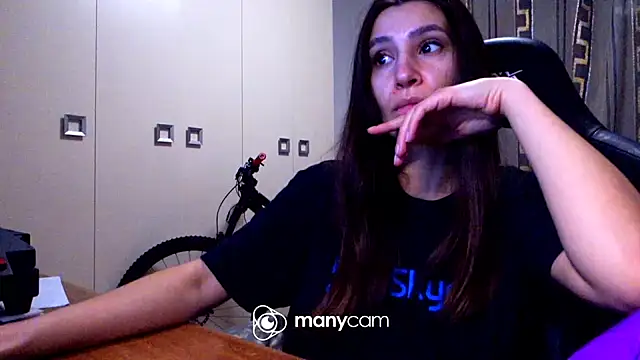 GodlyTheia online show from January 24, 2025, 8:43 pm