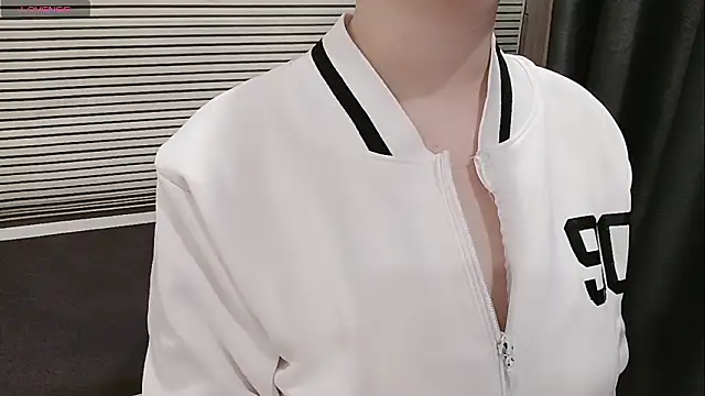 pelue online show from February 8, 2026, 1:20 am