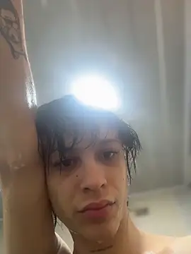 stormytt  online show from September 29, 2025, 12:21 pm