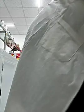 Snapshot of HinaLovely chatting on February 6, 2026, 3:22 am HinaLovely online show from February 6, 2026, 3:22 am