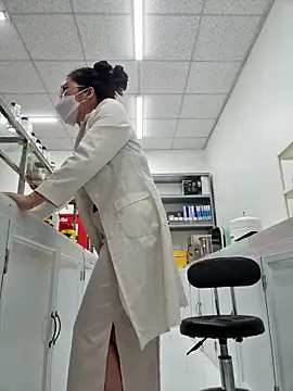 Snapshot of HinaLovely chatting on February 11, 2026, 6:40 am HinaLovely online show from February 11, 2026, 6:40 am