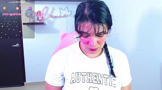 Vannessa  Shy online show from February 2, 2025, 11:32 pm