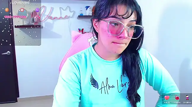 Vannessa  Shy online show from February 19, 2025, 8:52 pm