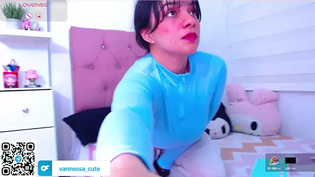 Vannessa  Shy online show from September 18, 2025, 11:29 pm