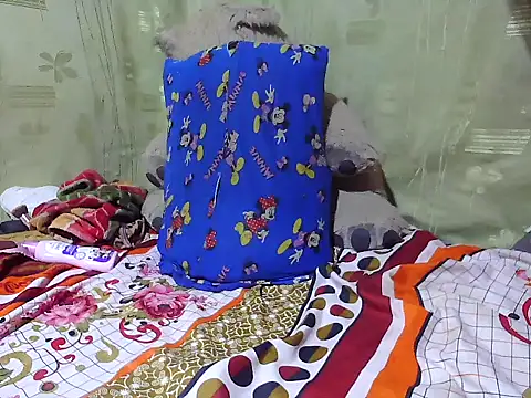 Alora-shine online show from February 6, 2025, 10:21 pm