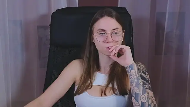  AnnaStark  online show from March 13, 2025, 8:54 pm