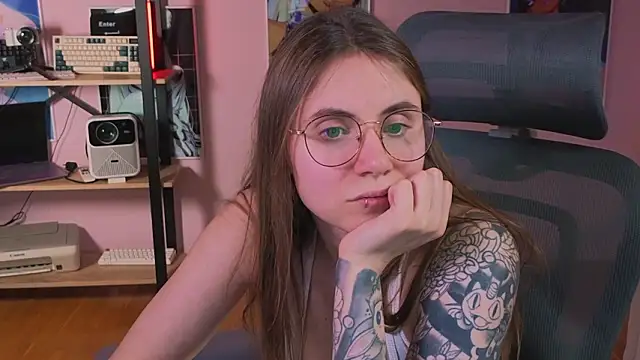  AnnaStark  online show from March 7, 2026, 8:17 pm