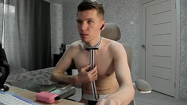 Bananas dick online show from March 8, 2026, 7:01 am