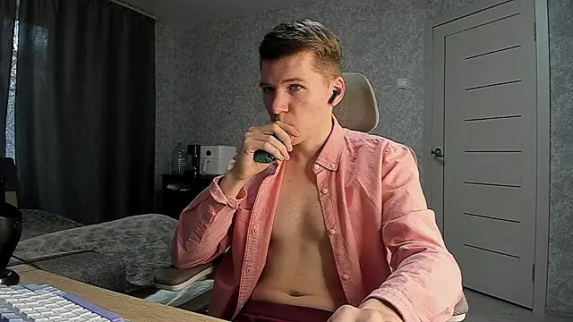 Bananas dick online show from March 21, 2026, 5:01 am