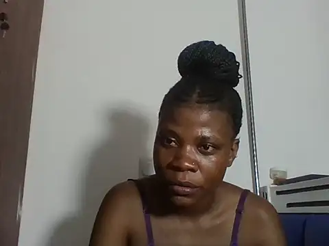 Sweetbaby004 online show from February 16, 2026, 11:39 am