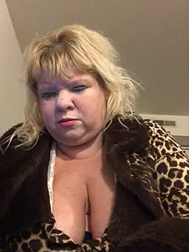 Snapshot of JemJensen30 chatting on December 13, 2024, 7:15 am JemJensen30 online show from December 13, 2024, 7:15 am