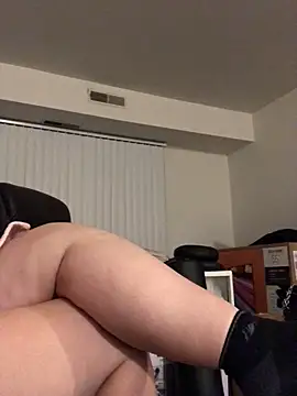 Snapshot of JemJensen30 chatting on February 3, 2025, 8:35 am JemJensen30 online show from February 3, 2025, 8:35 am