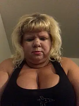 Snapshot of JemJensen30 chatting on October 9, 2025, 7:06 am JemJensen30 online show from October 9, 2025, 7:06 am