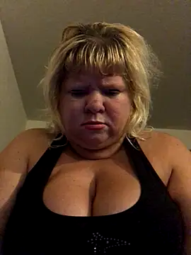 Snapshot of JemJensen30 chatting on October 12, 2025, 6:34 am JemJensen30 online show from October 12, 2025, 6:34 am