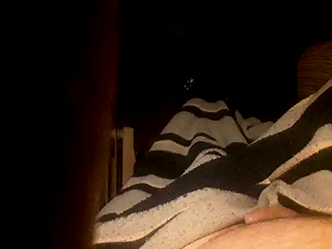 ciruelo1 online show from December 18, 2025, 8:26 pm