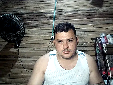 Snapshot of Arcangel_05 chatting on July 10, 2026, 4:39 am Arcangel 05 online show from July 10, 2026, 4:39 am