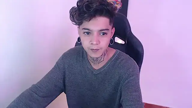 Snapshot of saad_man chatting on December 28, 2024, 6:08 pm saad man online show from December 28, 2024, 6:08 pm