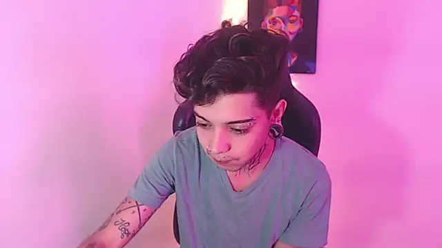 Snapshot of saad_man chatting on January 9, 2025, 11:56 pm saad man online show from January 9, 2025, 11:56 pm