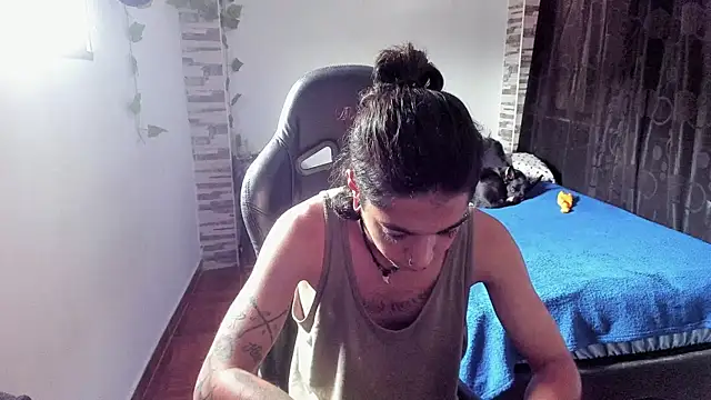 Snapshot of saad_man chatting on October 18, 2025, 3:46 pm saad man online show from October 18, 2025, 3:46 pm