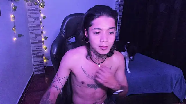 Snapshot of saad_man chatting on October 30, 2025, 12:34 am saad man online show from October 30, 2025, 12:34 am