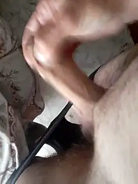 Alex 7422 online show from September 11, 2025, 1:44 pm