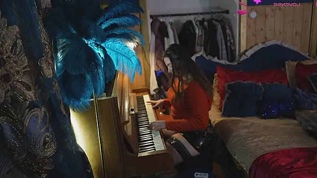 VanessaDoyle online show from February 13, 2026, 4:47 pm