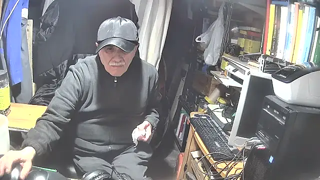 nonnomaturobisex online show from February 19, 2025, 6:10 pm