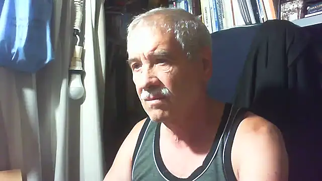 nonnomaturobisex online show from September 22, 2025, 6:26 am