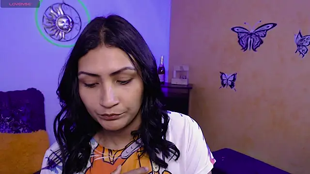 Snapshot of leah-666 chatting on March 21, 2025, 1:45 pm leah-666 online show from March 21, 2025, 1:45 pm