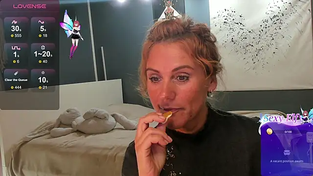 Agata Kriste7 online show from July 4, 2026, 10:49 pm