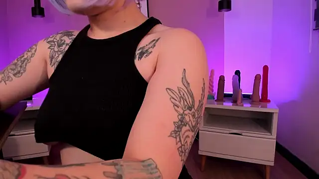  asami chieko  online show from September 8, 2025, 8:08 pm