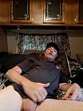 truckerlove69 online show from June 30, 2026, 3:24 pm