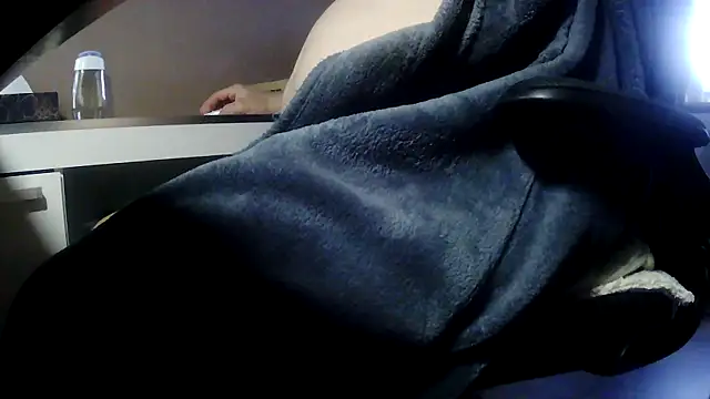 suedel65 online show from February 23, 2026, 4:37 pm