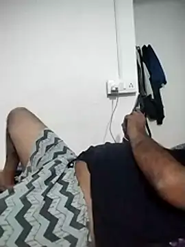 Desi Londa 143 online show from March 16, 2026, 3:49 pm