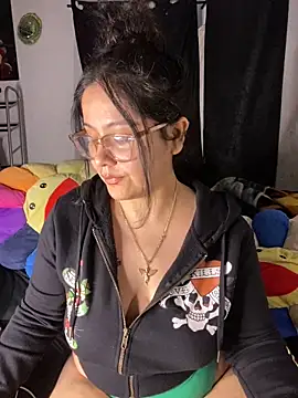 MsConejitaa online show from December 28, 2024, 3:04 pm